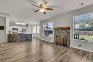 197 Tapwood Ln, Cibolo, TX 78108 - Photo 6