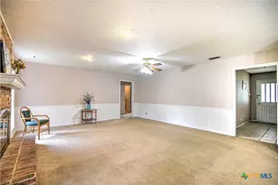305 Tanglewood Rd, Temple, TX 76502 - Photo 6