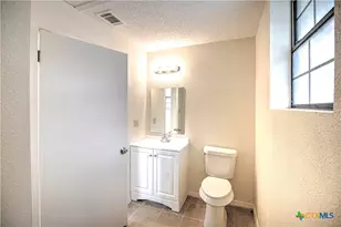 305 Tanglewood Rd, Temple, TX 76502 - Photo 44