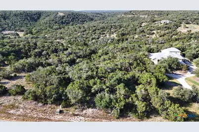 830 Highland Springs, Canyon Lake, TX 78133 - Photo 4