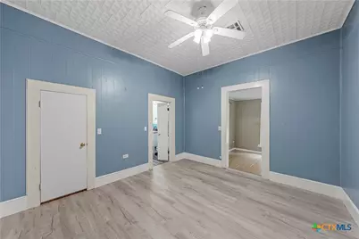 308 S Reagan Street, West, TX 76691 - Photo 18