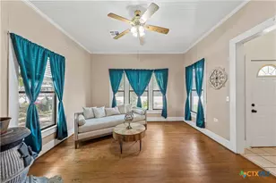 308 S Reagan St, West, TX 76691 - Photo 8