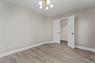 1609 Sunstone Cir, New Braunfels, TX 78130 - Photo 18