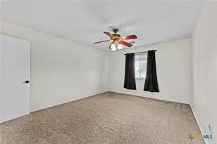 1609 Sunstone Cir, New Braunfels, TX 78130 - Photo 22