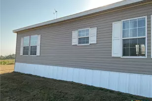 847 Hefner Ln, Cuero, TX 77954 - Photo 1