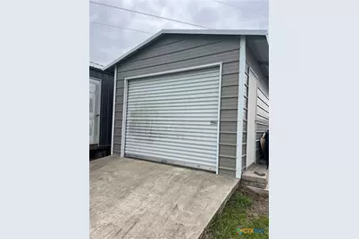 847 Hefner Lane, Cuero, TX 77954 - Photo 24