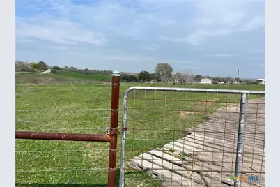 847 Hefner Lane, Cuero, TX 77954 - Photo 10