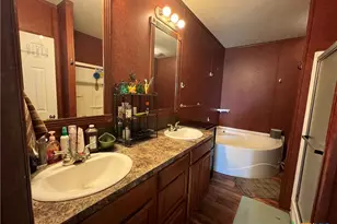 847 Hefner Ln, Cuero, TX 77954 - Photo 26