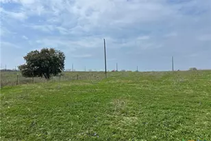 847 Hefner Ln, Cuero, TX 77954 - Photo 16