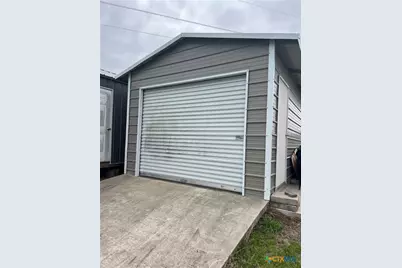 847 Hefner Lane, Cuero, TX 77954 - Photo 24