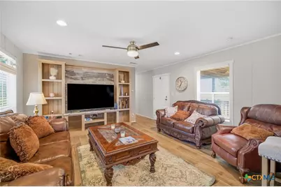 112 E Toledo Street, Seadrift, TX 77983 - Photo 6