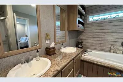 112 E Toledo Street, Seadrift, TX 77983 - Photo 12