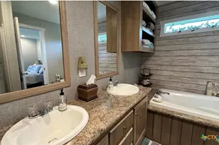 112 E Toledo St, Seadrift, TX 77983 - Photo 12