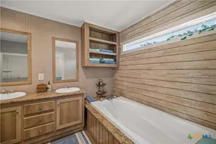 112 E Toledo St, Seadrift, TX 77983 - Photo 16