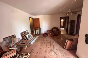 2012 Leon Dr, Port Lavaca, TX 77979 - Photo 8