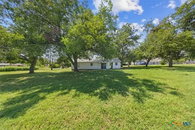 17 Ellis Avenue, Troy, TX 76579 - Photo 20