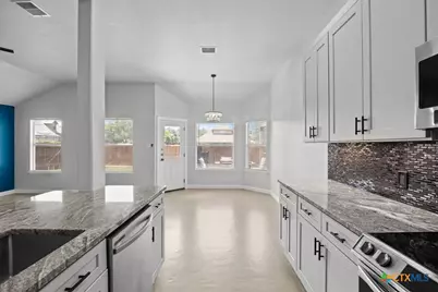 506 Roadrunner Avenue, New Braunfels, TX 78130 - Photo 10