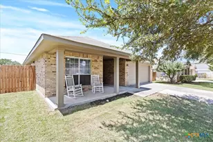 506 Roadrunner Ave, New Braunfels, TX 78130 - Photo 4