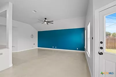 506 Roadrunner Avenue, New Braunfels, TX 78130 - Photo 12