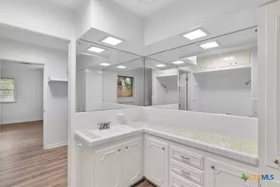 104 Warwick Glen Street, Victoria, TX 77904 - Photo 26