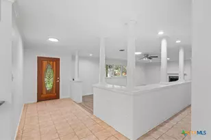 104 Warwick Glen St, Victoria, TX 77904 - Photo 8