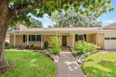 104 Warwick Glen Street, Victoria, TX 77904 - Photo 1