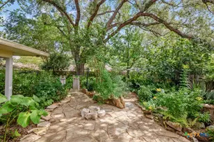 104 Warwick Glen St, Victoria, TX 77904 - Photo 30