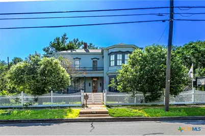 702 N Penelope Street, Belton, TX 76513 - Photo 2