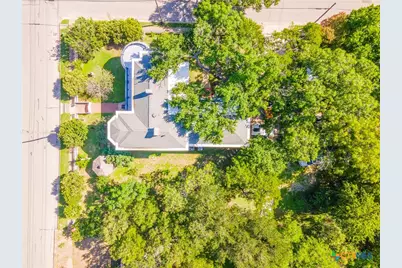 702 N Penelope Street, Belton, TX 76513 - Photo 32