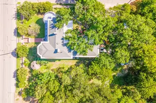 702 N Penelope St, Belton, TX 76513 - Photo 32