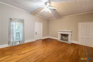 702 N Penelope St, Belton, TX 76513 - Photo 14