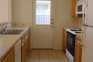 933 Rosewood Dr, Harker Heights, TX 76548 - Photo 4