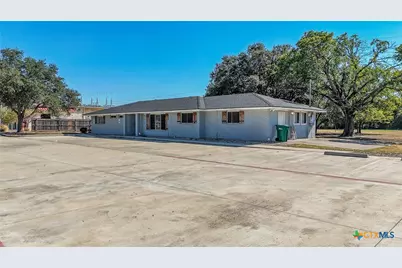 105 Lake Road, Belton, TX 76513 - Photo 2