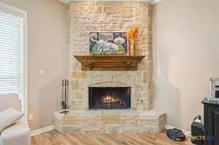 203 Silver Spur Trail, McGregor, TX 76657 - Photo 8