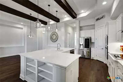 621 Oldenburg, New Braunfels, TX 78132 - Photo 6