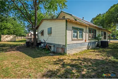 908 Campbell Street, Lampasas, TX 76550 - Photo 20