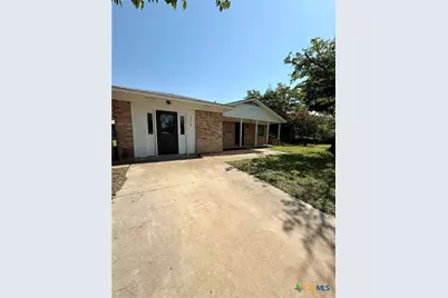 2303 Debra Circle, Killeen, TX 76543 - Photo 2