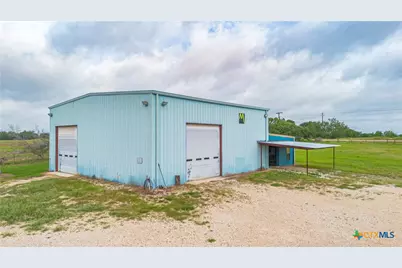 4425 US Hwy 90, Seguin, TX 78155 - Photo 22