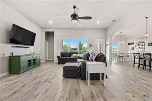 2021 Rustic Manor Dr, Temple, TX 76502 - Photo 6