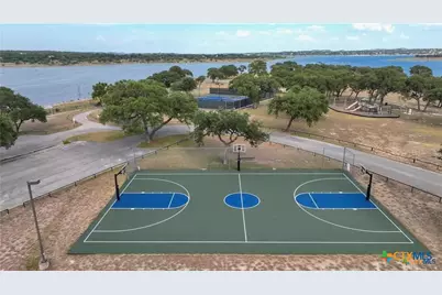 523 Mystic Parkway, Spring Branch, TX 78070 - Photo 2