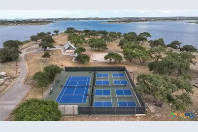 523 Mystic Parkway, Spring Branch, TX 78070 - Photo 4