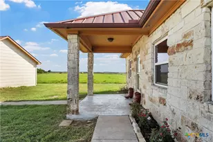 231 Co Rd 136, Burlington, TX 76519 - Photo 4