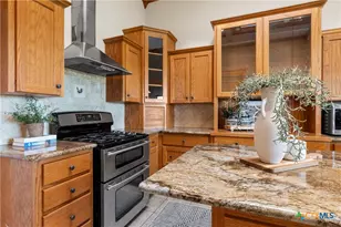 231 Co Rd 136, Burlington, TX 76519 - Photo 8