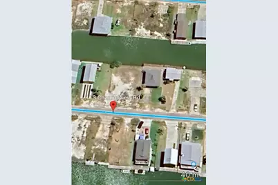 114 Channelview Road, Rockport, TX 78382 - Photo 4