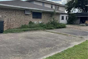 350 Grand, Placedo, TX 77977 - Photo 4