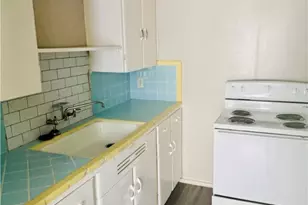 3001 E Rio Grande St, Victoria, TX 77901 - Photo 8