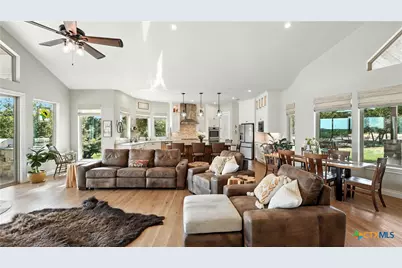 134 Stallion Estates Drive, Spring Branch, TX 78070 - Photo 16