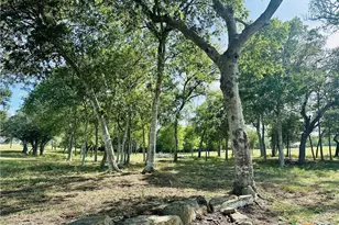 1020 E Fm 532, Hallettsville, TX 77964 - Photo 32
