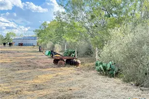 421 Zion Hill Rd, Seguin, TX 78155 - Photo 12