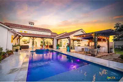 1607 Bordeaux Blanc, New Braunfels, TX 78132 - Photo 4